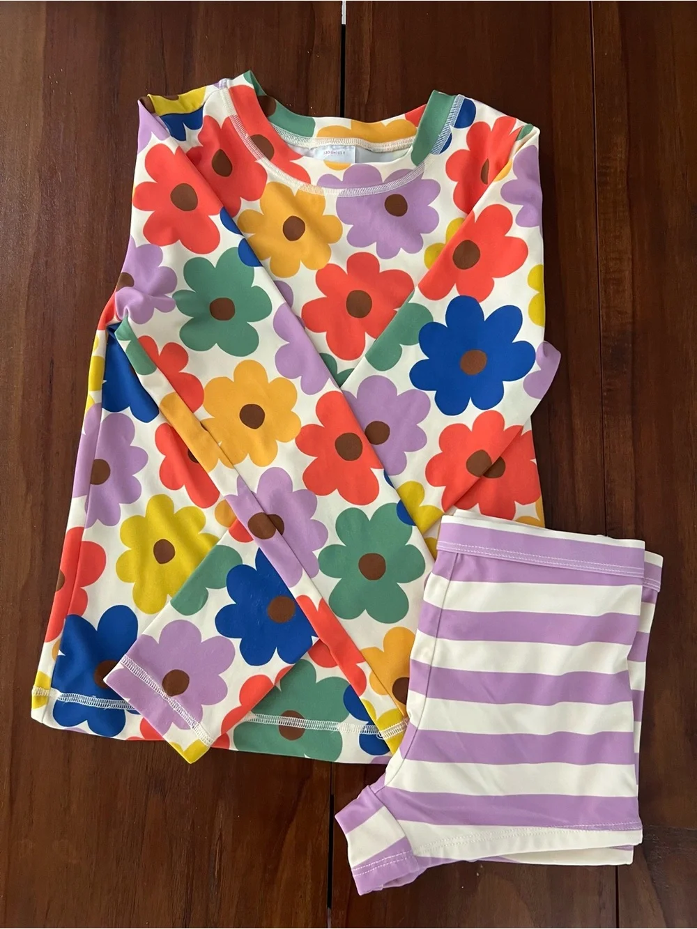 Hanna Anderson Rashguard Top & Shorts Set in Multicolored Spring Daisies on Ecru